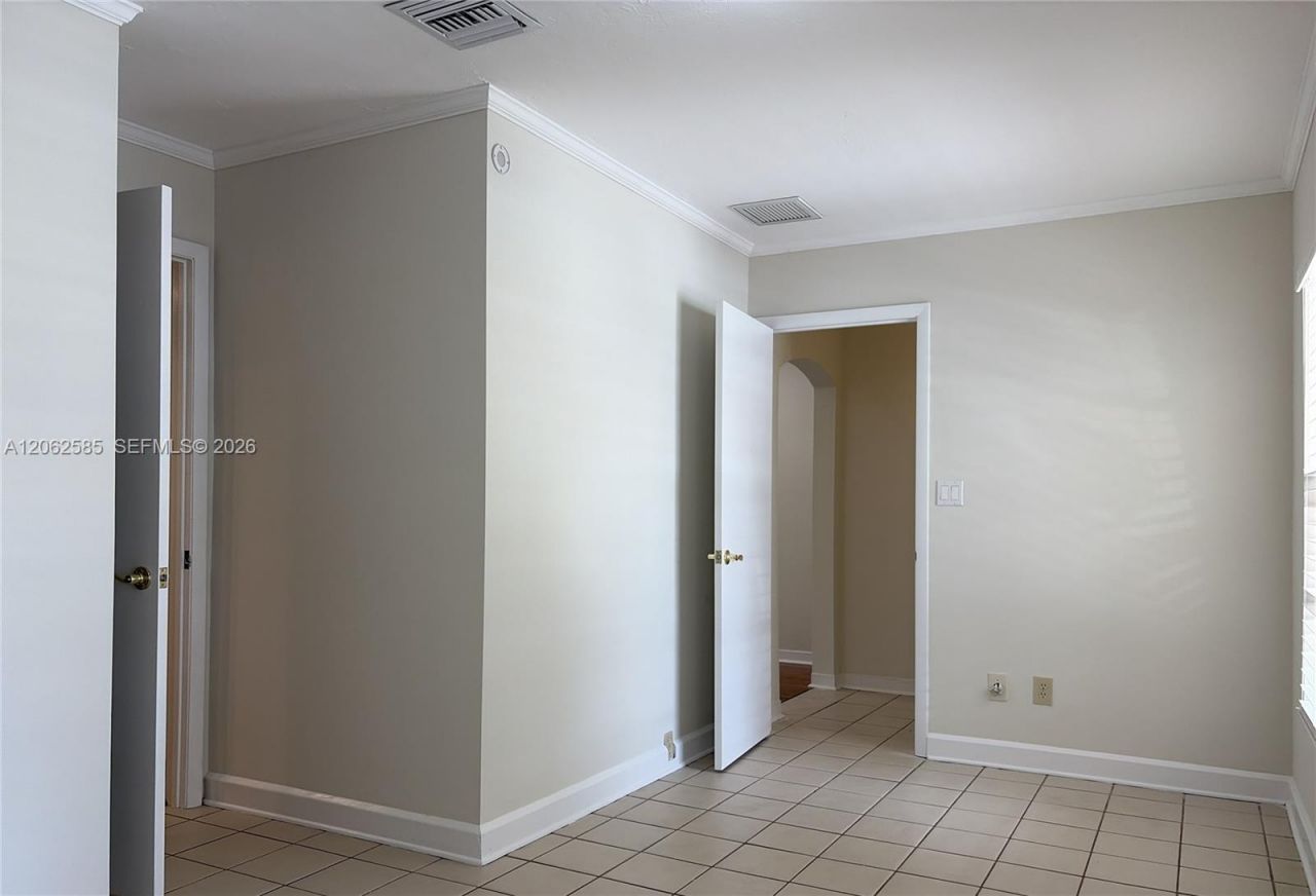 723 Valley Forge Rd , West Palm Beach, FL 33405 Photo