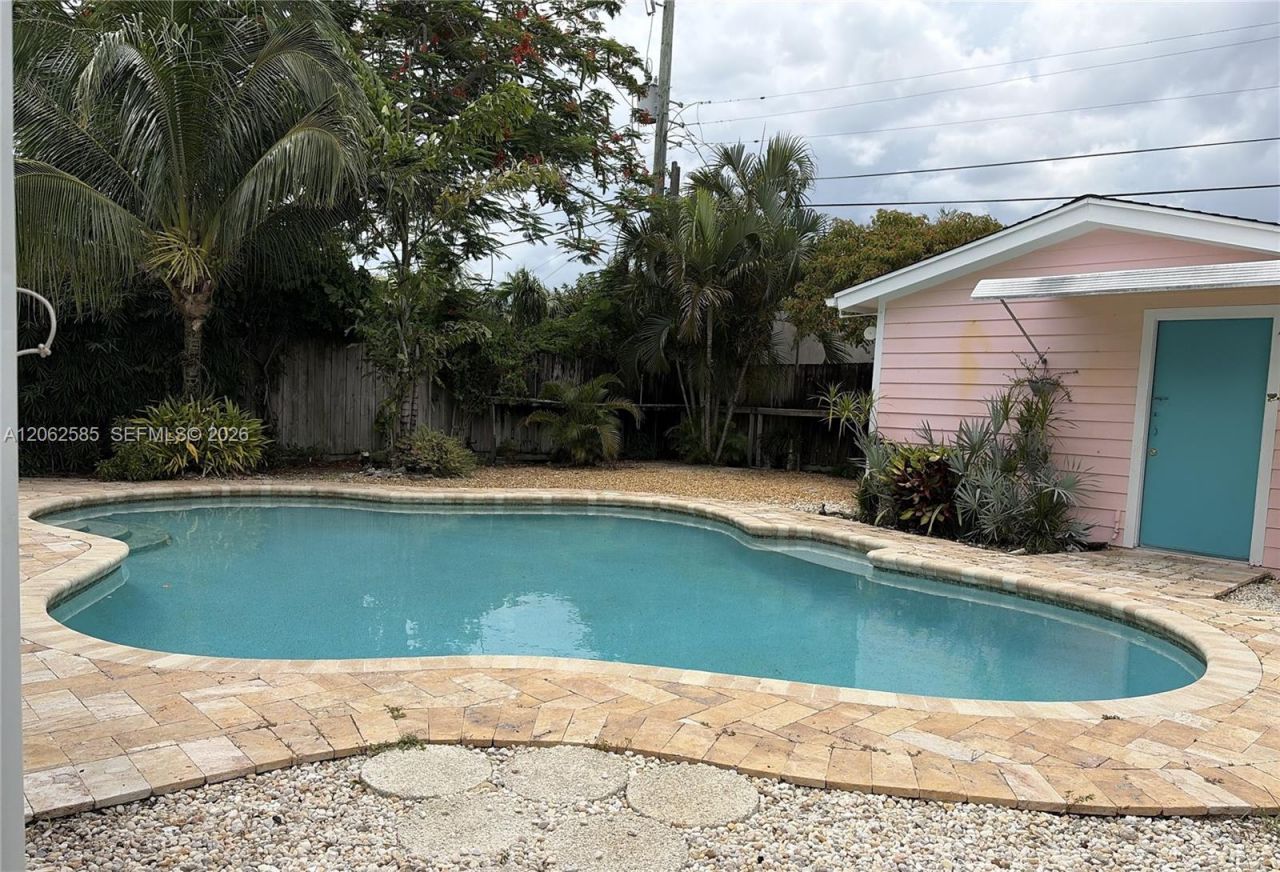 723 Valley Forge Rd , West Palm Beach, FL 33405 Photo