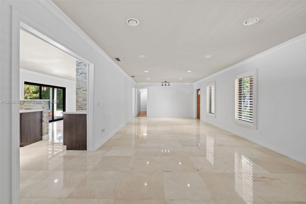 15221 SW 82nd Ave, Palmetto Bay, FL 33157 Photo