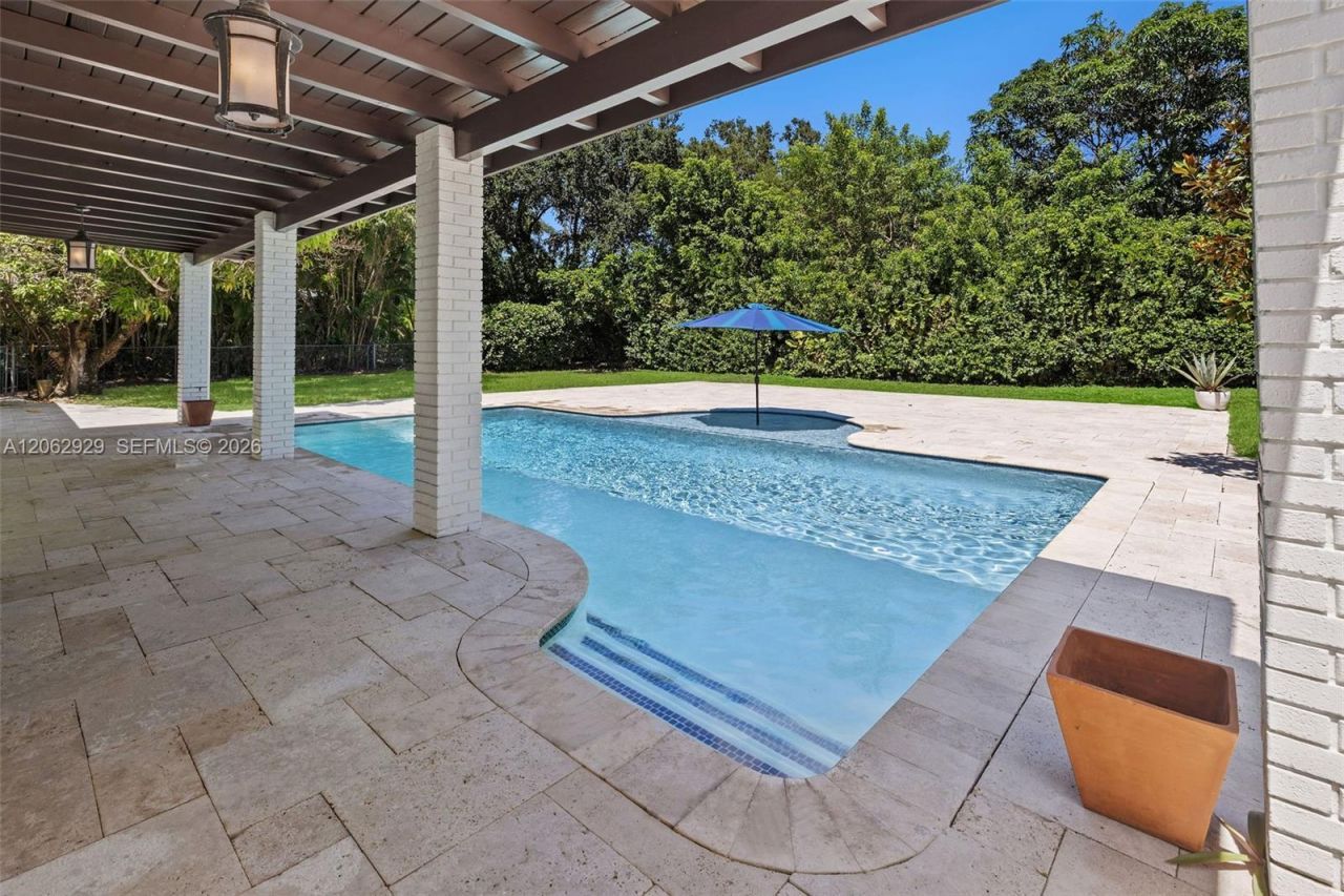15221 SW 82nd Ave, Palmetto Bay, FL 33157 Photo
