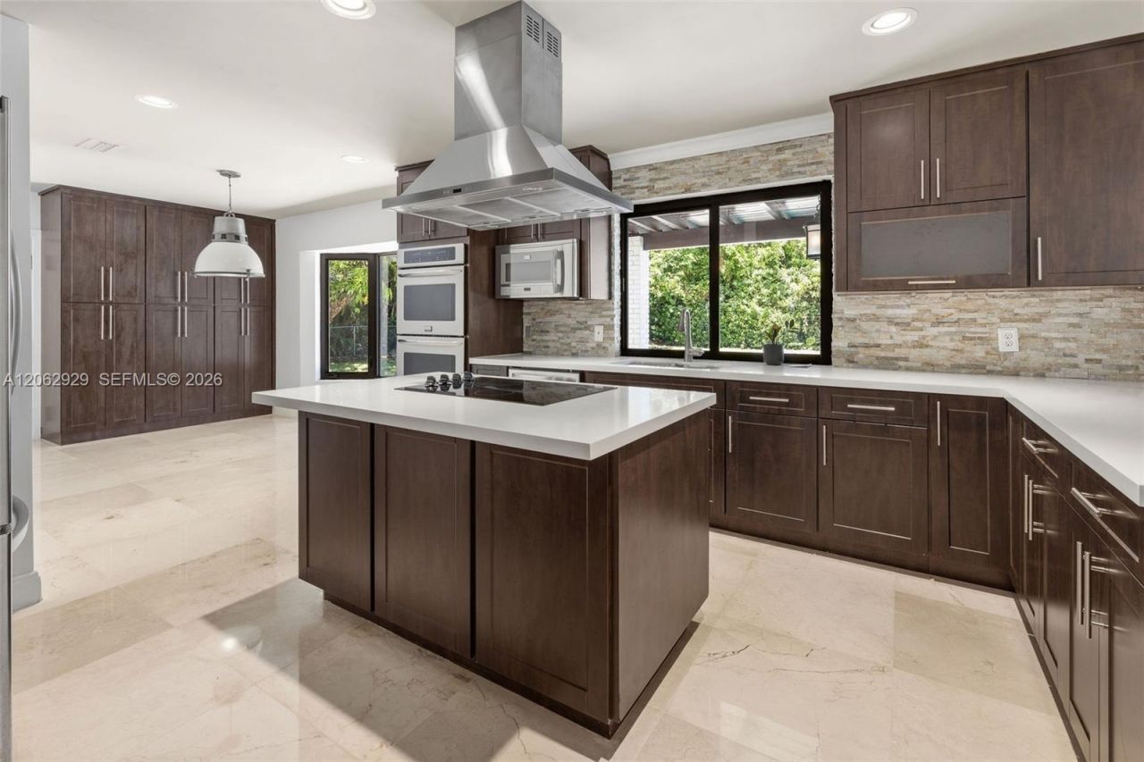15221 SW 82nd Ave, Palmetto Bay, FL 33157 Photo