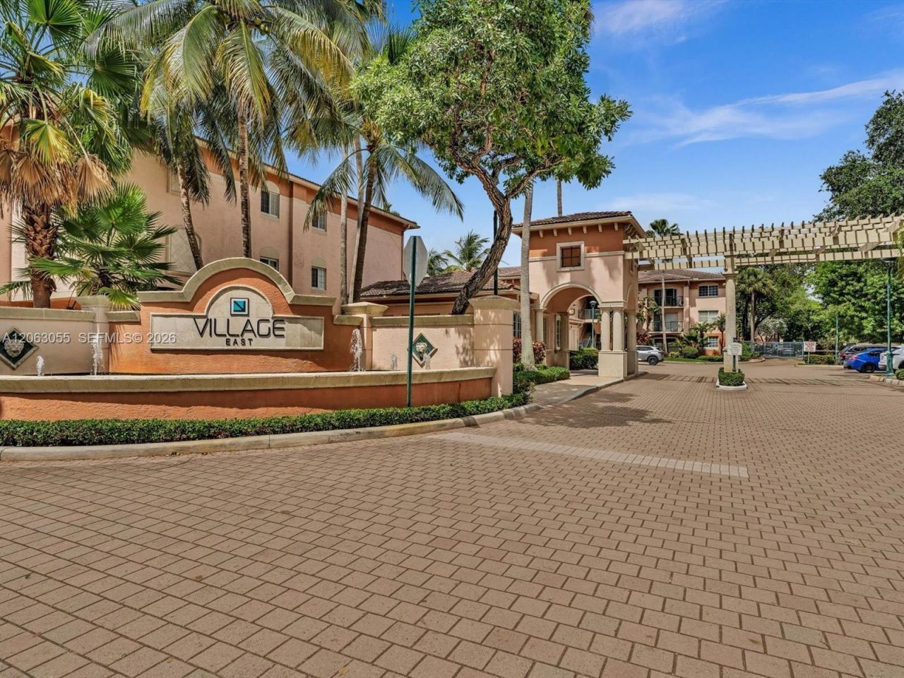 2009 SE 10th Ave, Unit 302, Fort Lauderdale, FL 33316 Photo