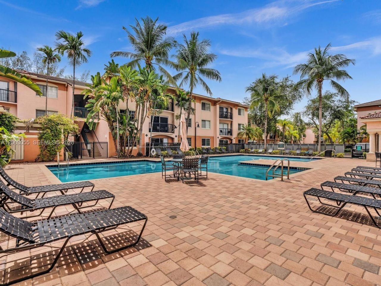 2009 SE 10th Ave, Unit 302, Fort Lauderdale, FL 33316 Photo