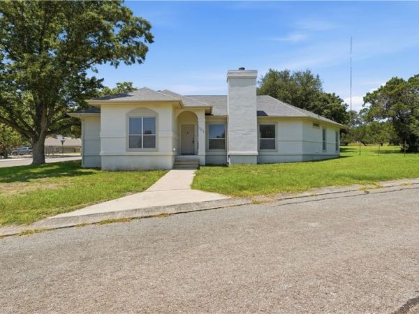 703 Lazy Bluff Lane , New Braunfels, TX 78130