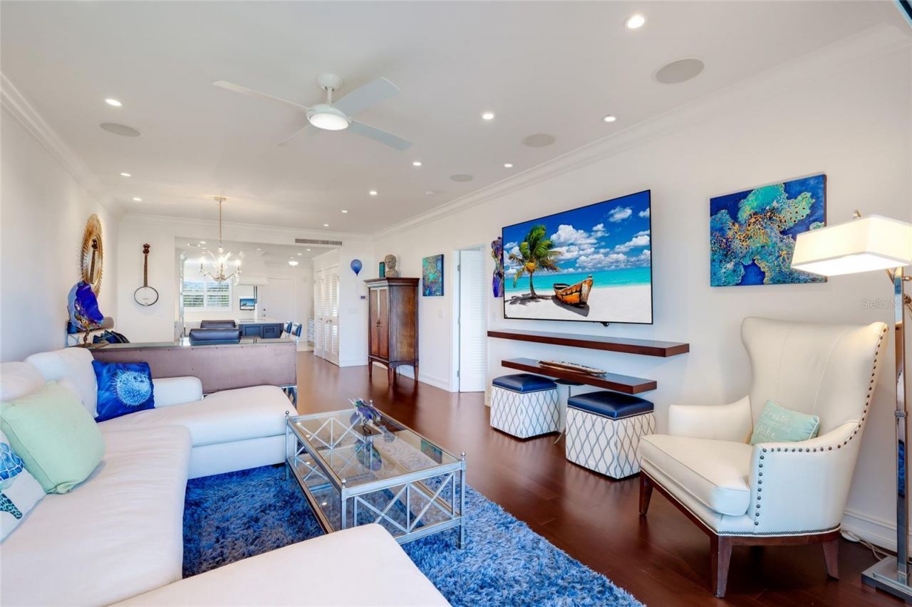 7001 Gulf Of Mexico Drive, Unit 24, Longboat Key, FL 34228 Photo