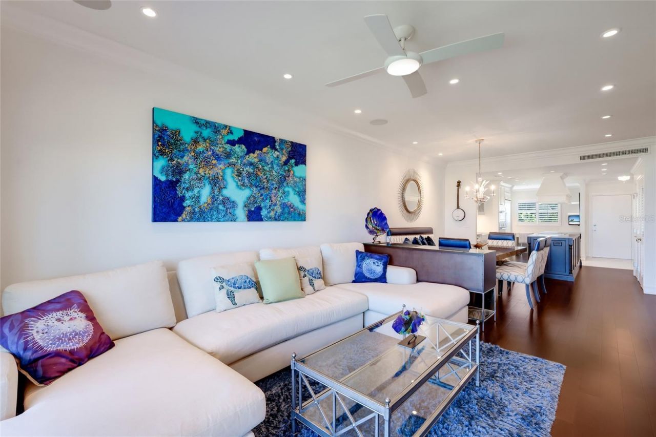 7001 Gulf Of Mexico Drive, Unit 24, Longboat Key, FL 34228 Photo