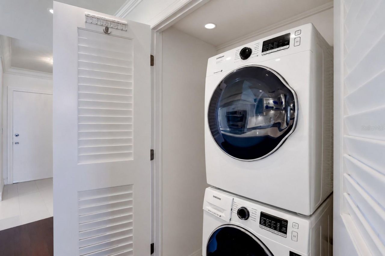 7001 Gulf Of Mexico Drive, Unit 24, Longboat Key, FL 34228 Photo
