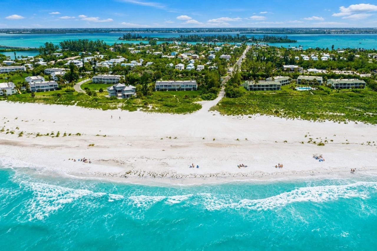 7001 Gulf Of Mexico Drive, Unit 24, Longboat Key, FL 34228 Photo