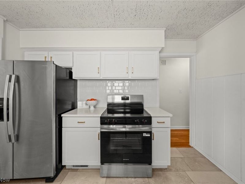 24914 E Oakland, Bay Village, OH 44140 Photo 27