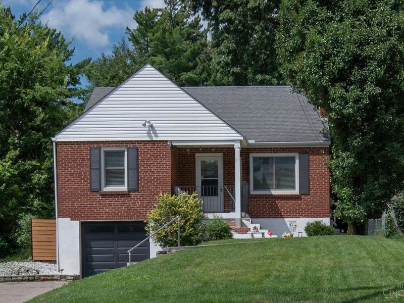 3120 Banning Road, Cincinnati, OH 45239 Photo 1