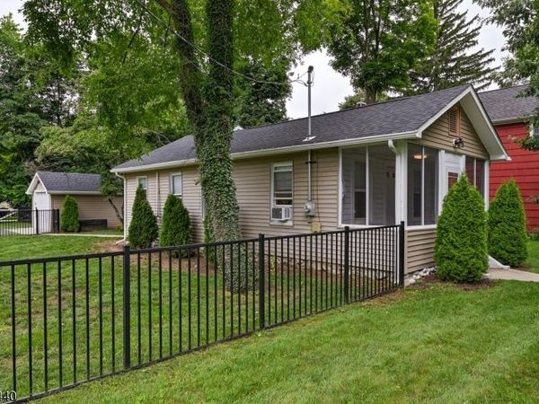 87 Doty Rd, Oakland, NJ 07436