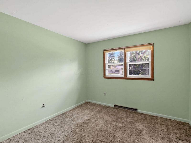 146 Oakland Boulevard NE, Newark, OH 43055 Photo 14
