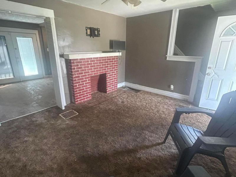 2397 Sullivant Avenue , Columbus, OH 43204 Photo 4