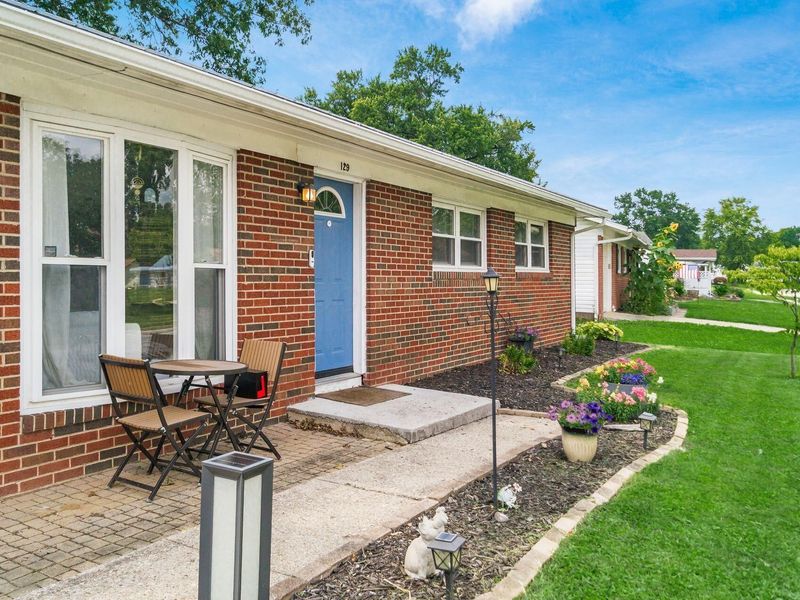129 Lincolnshire Road, Columbus, OH 43230 Photo 3