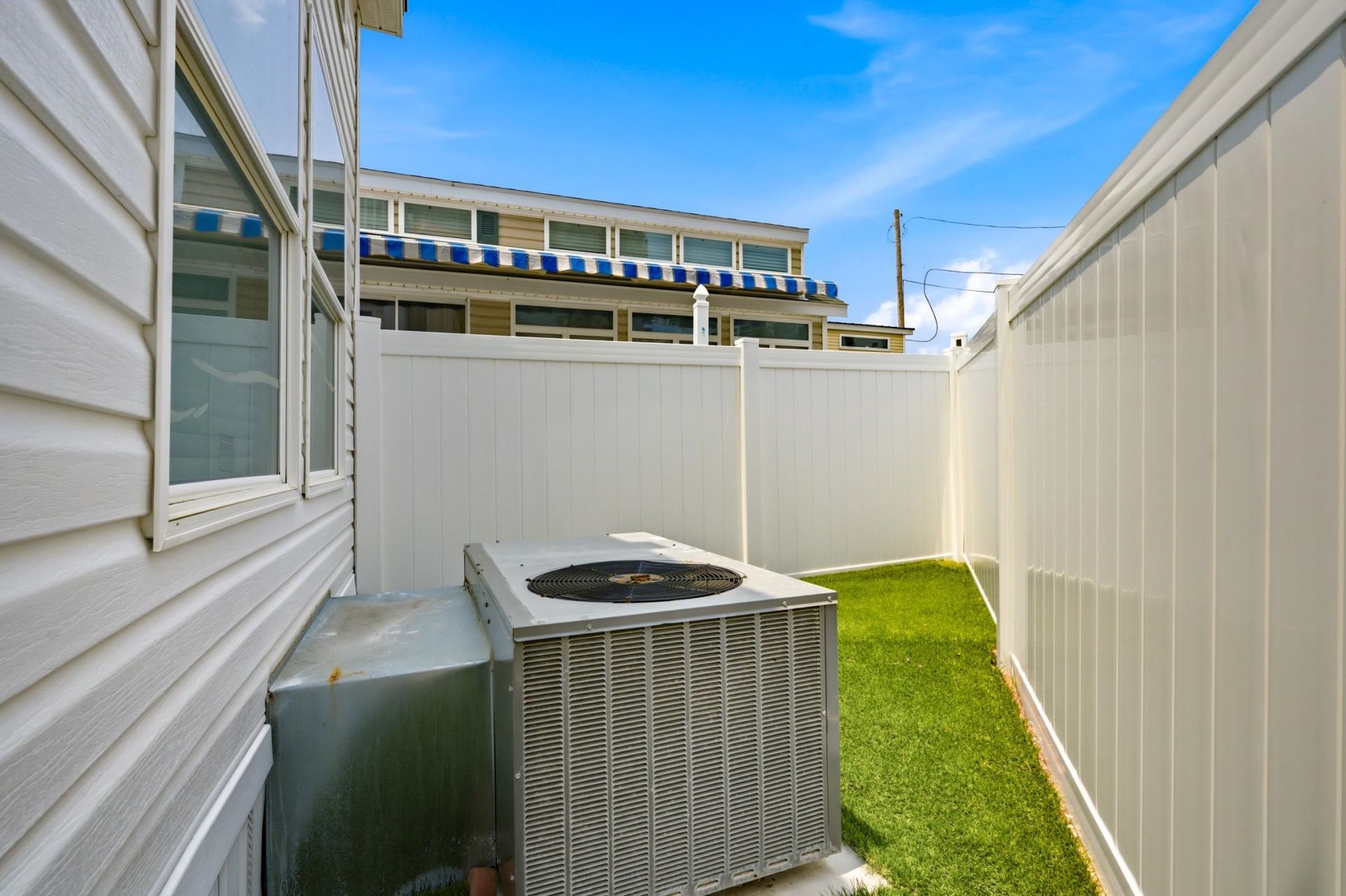 9700 Kings Rd. Photo 19