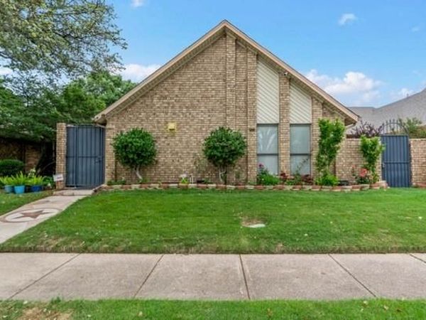 605 Woodway Lane, Richardson, TX 75081