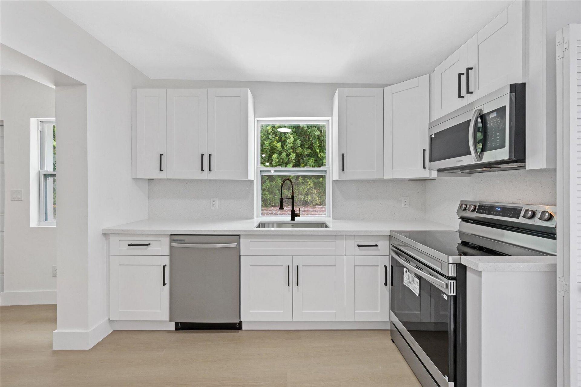 1803 Service Road, North Palm Beach, FL 33408 Photo