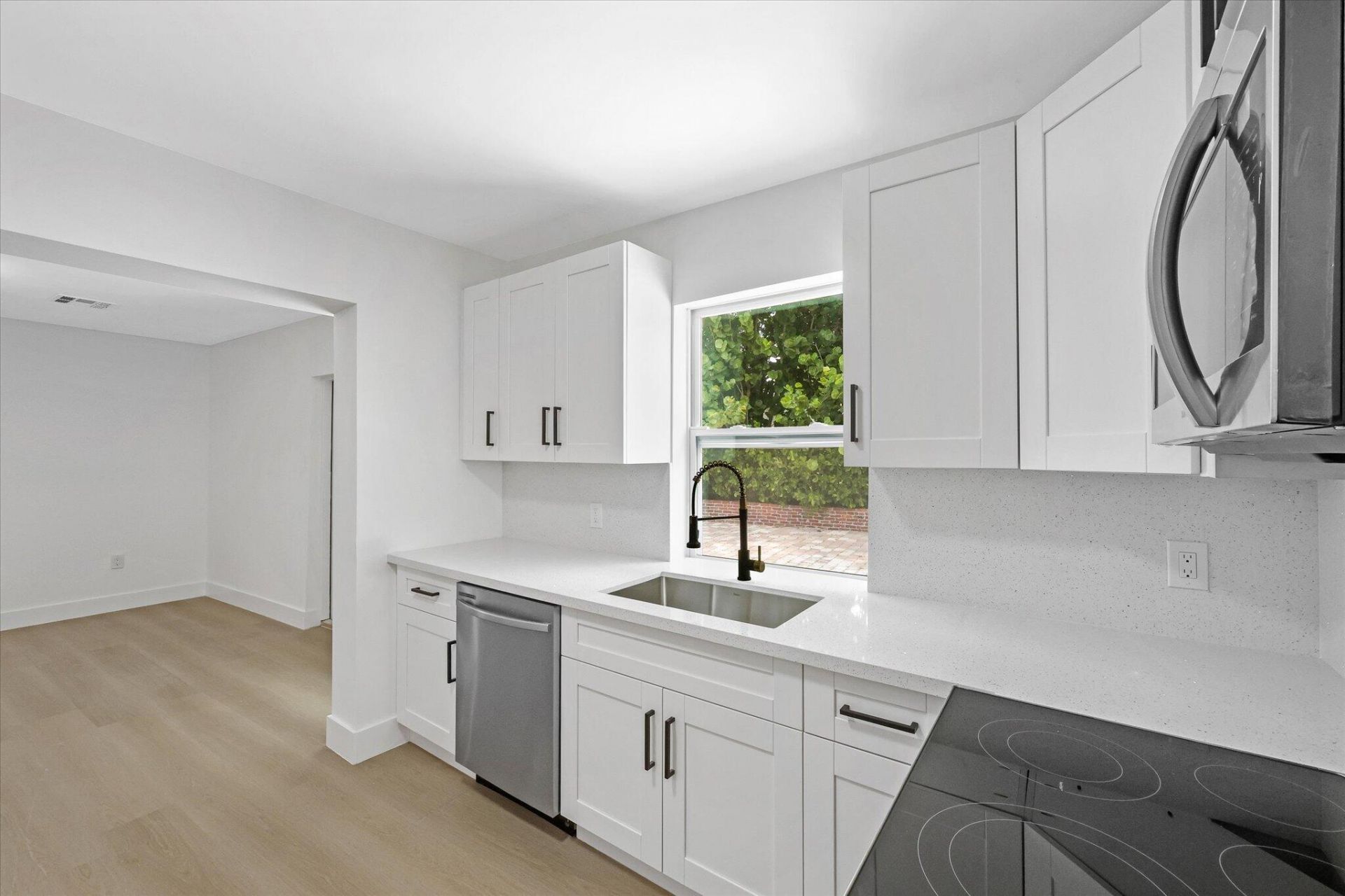 1803 Service Road, North Palm Beach, FL 33408 Photo