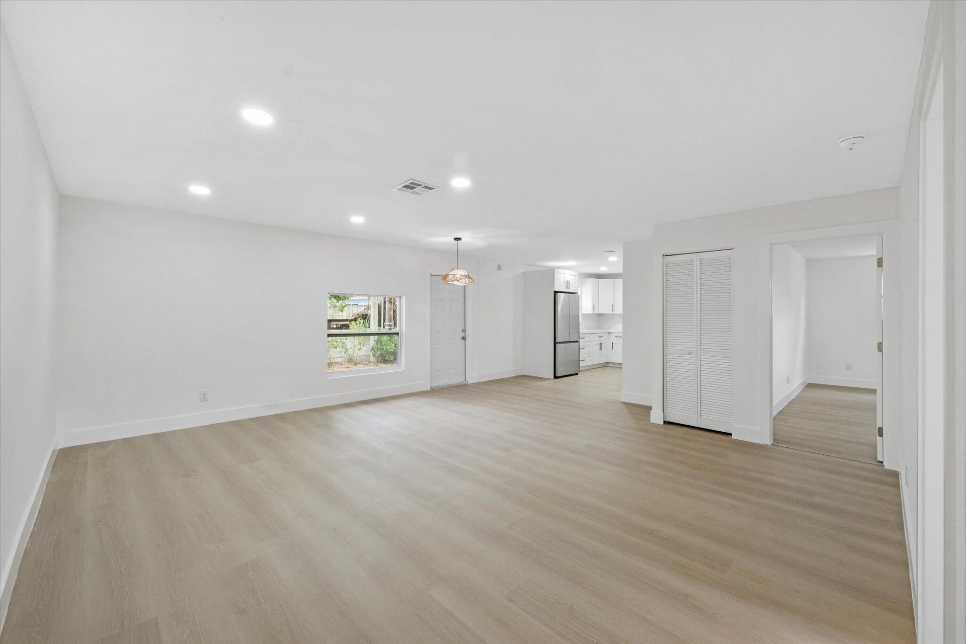 1803 Service Road, North Palm Beach, FL 33408 Photo