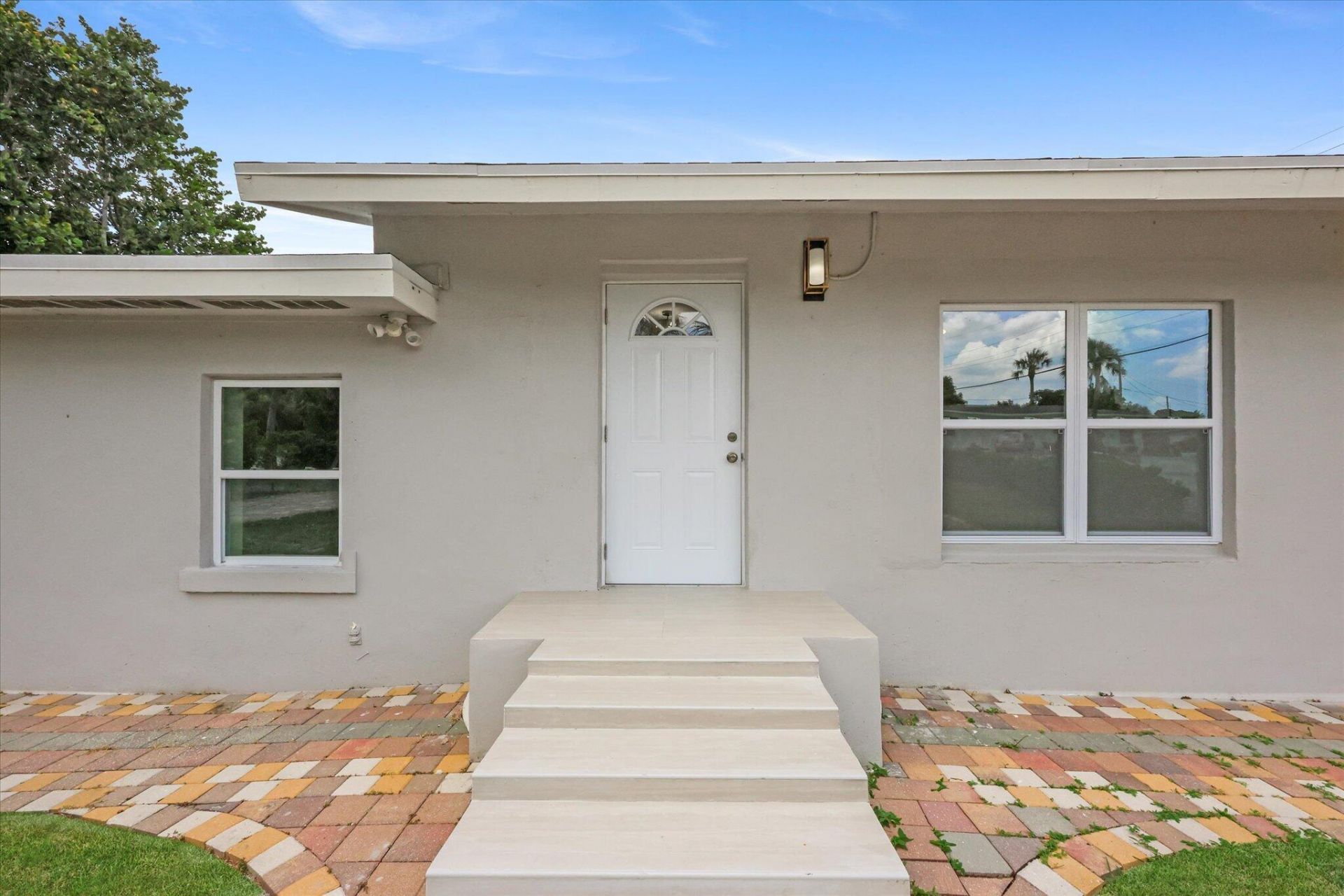 1803 Service Road, North Palm Beach, FL 33408 Photo