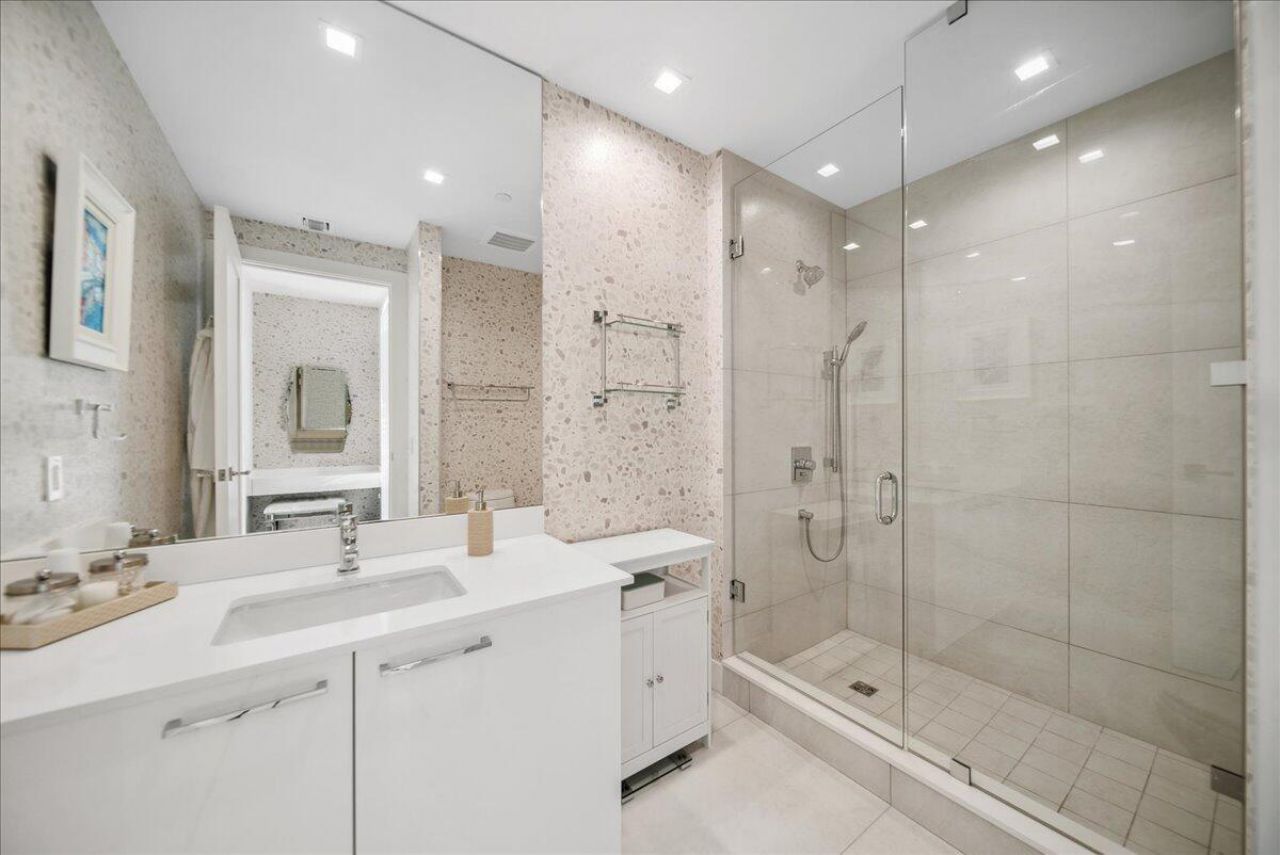 5000 N Ocean Drive, Unit 603, Singer Island, FL 33404 Photo