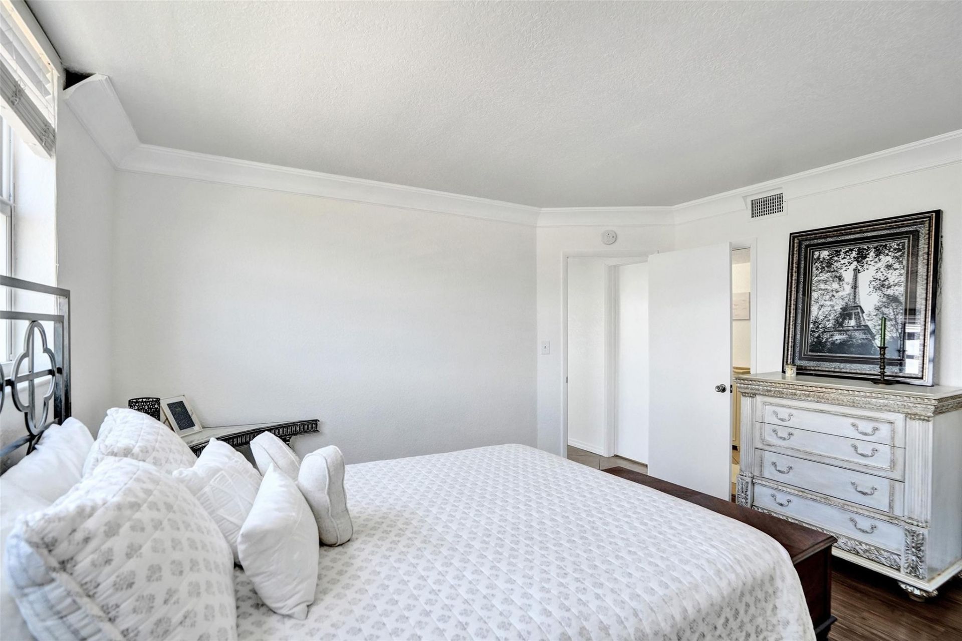 1051 Hillsboro Mile, Unit 809E, Hillsboro Beach, FL 33062 Photo