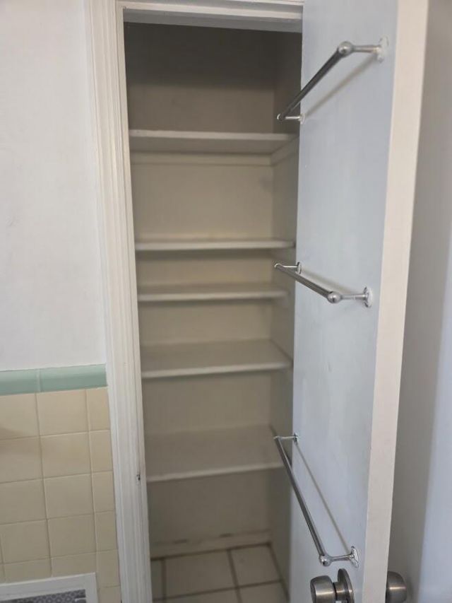 1152 Bayview Drive, Unit 1152, Fort Lauderdale, FL 33304 Photo