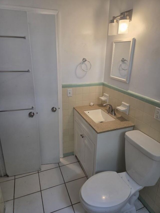 1152 Bayview Drive, Unit 1152, Fort Lauderdale, FL 33304 Photo