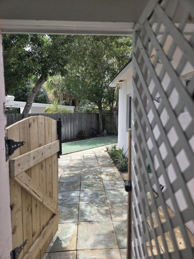 1152 Bayview Drive, Unit 1152, Fort Lauderdale, FL 33304 Photo