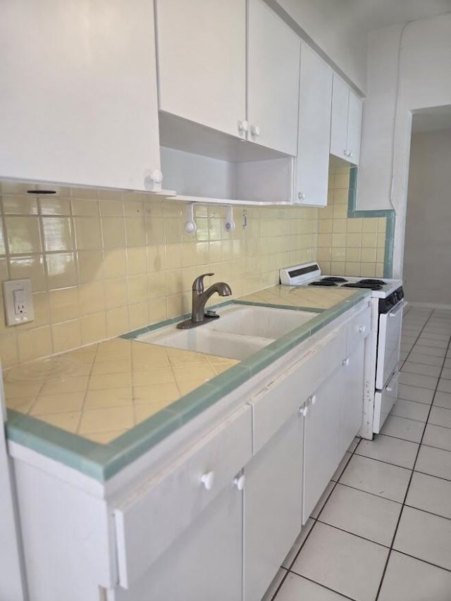 1152 Bayview Drive, Unit 1152, Fort Lauderdale, FL 33304 Photo