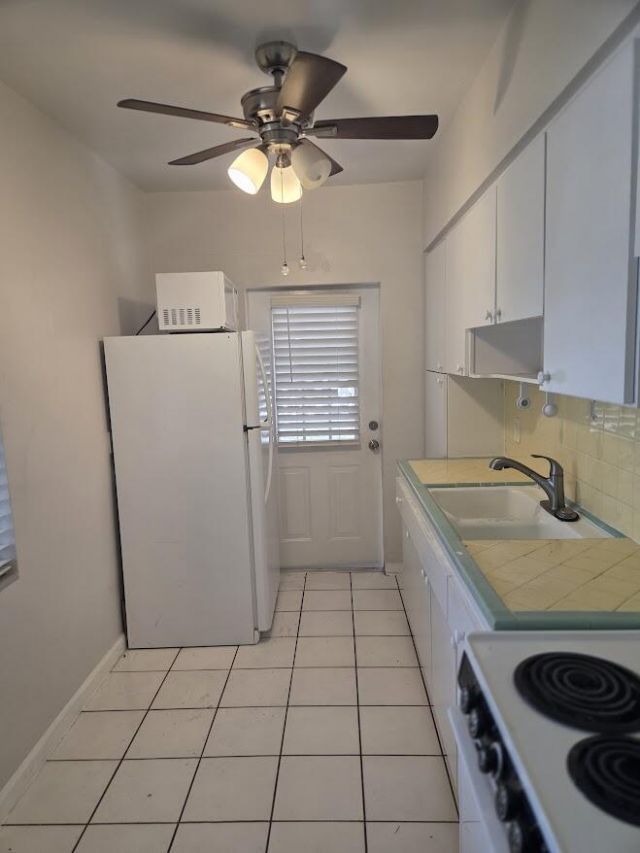 1152 Bayview Drive, Unit 1152, Fort Lauderdale, FL 33304 Photo
