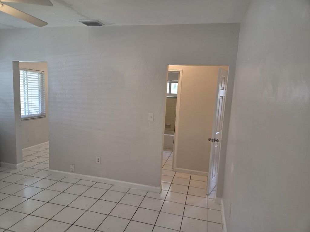 1152 Bayview Drive, Unit 1152, Fort Lauderdale, FL 33304 Photo