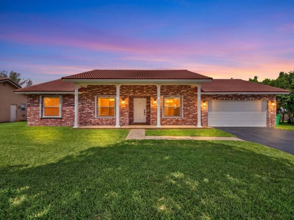 905 NW 133RD Avenue, Sunrise, FL 33325