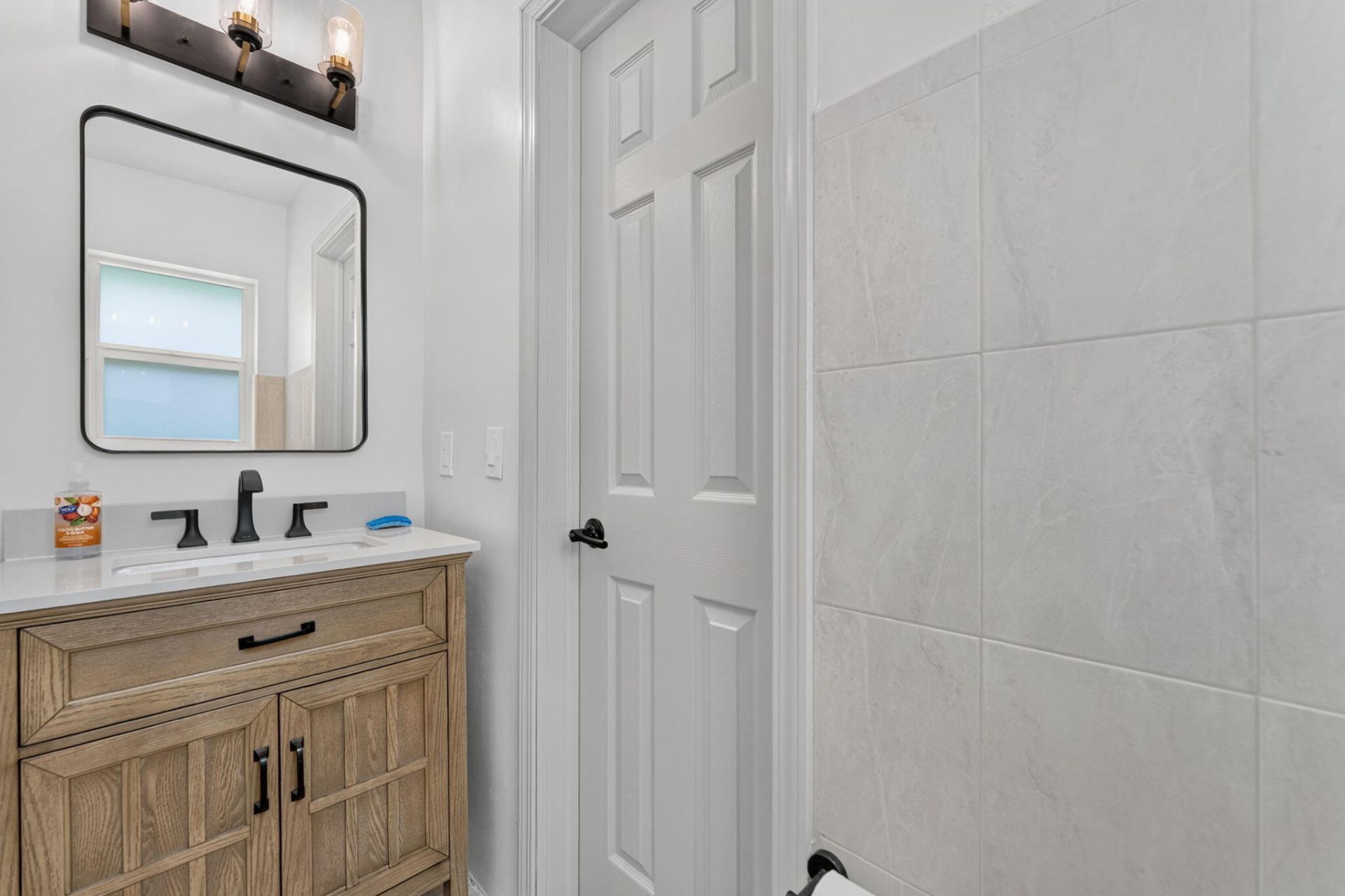 905 NW 133rd Avenue, Sunrise, FL 33325 Photo