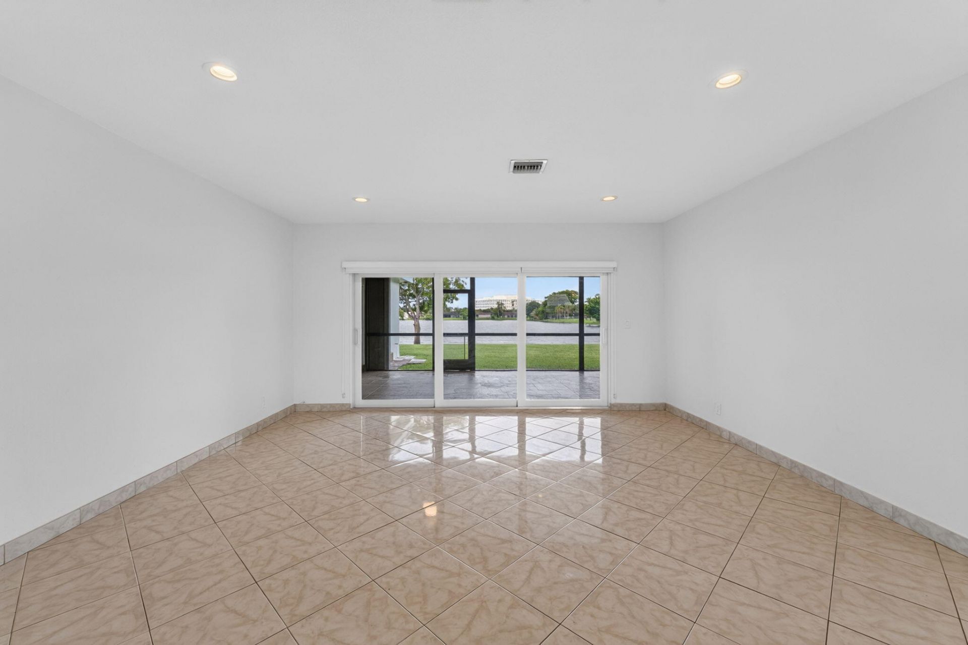 905 NW 133rd Avenue, Sunrise, FL 33325 Photo