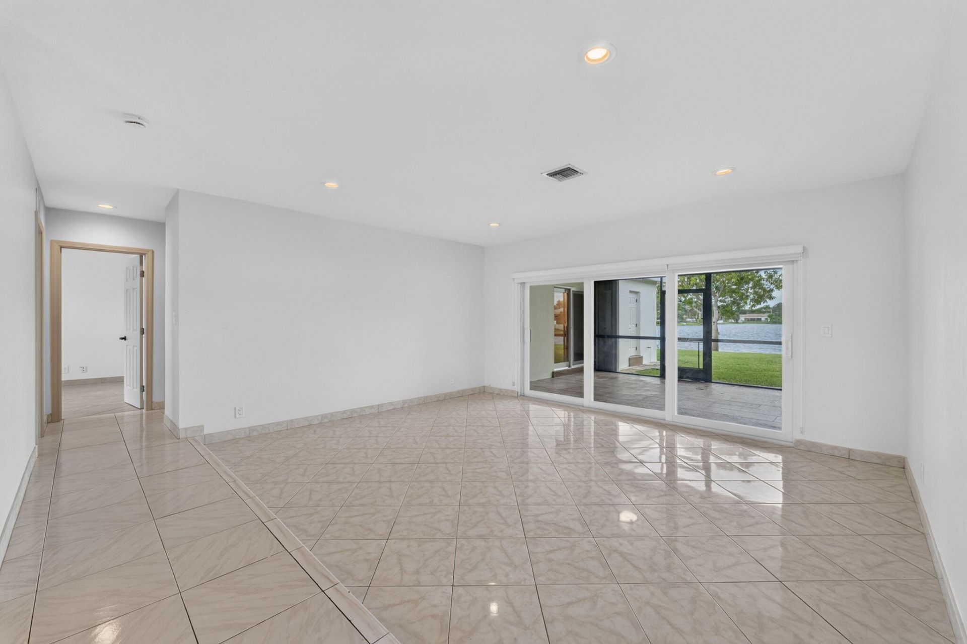 905 NW 133rd Avenue, Sunrise, FL 33325 Photo