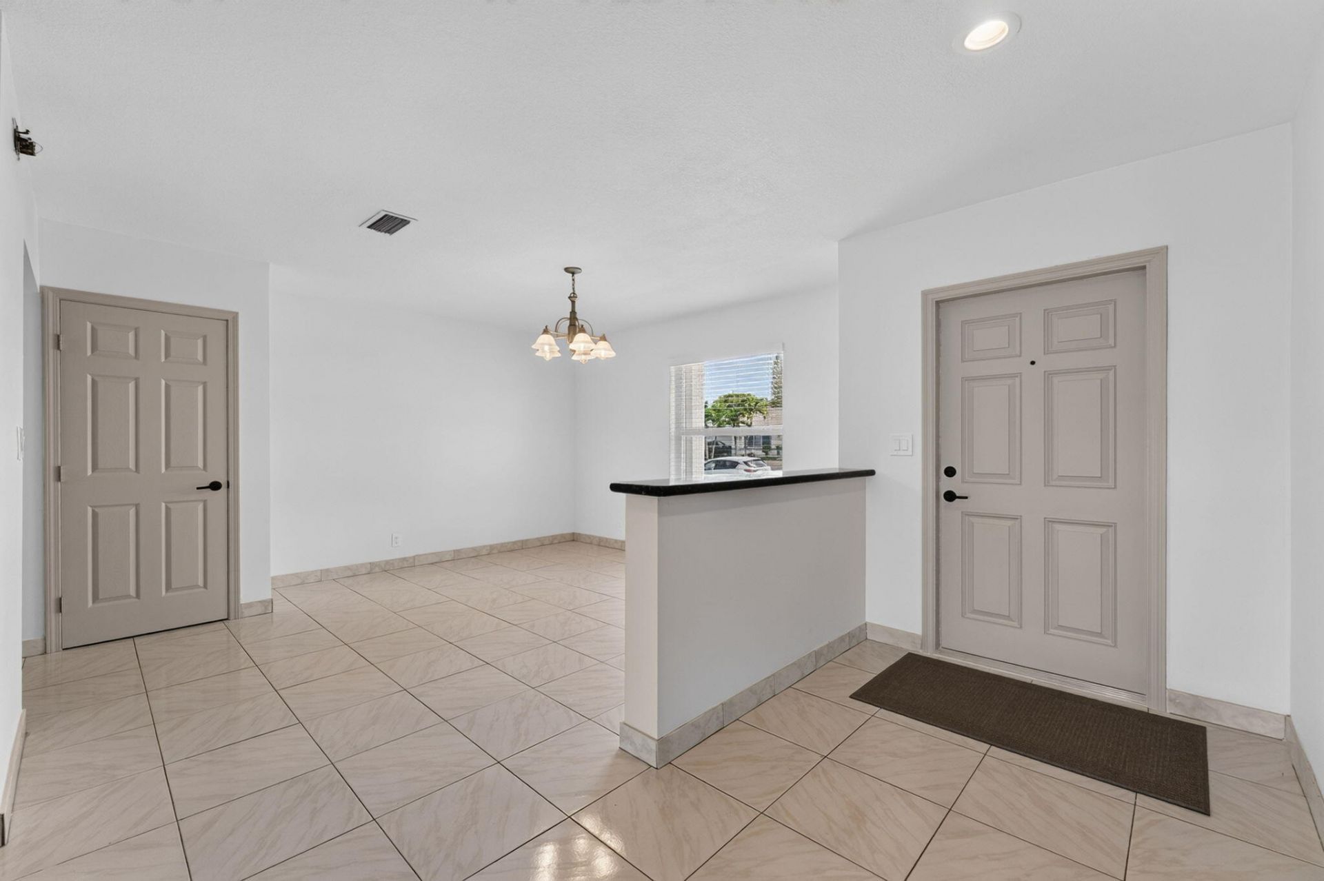 905 NW 133rd Avenue, Sunrise, FL 33325 Photo