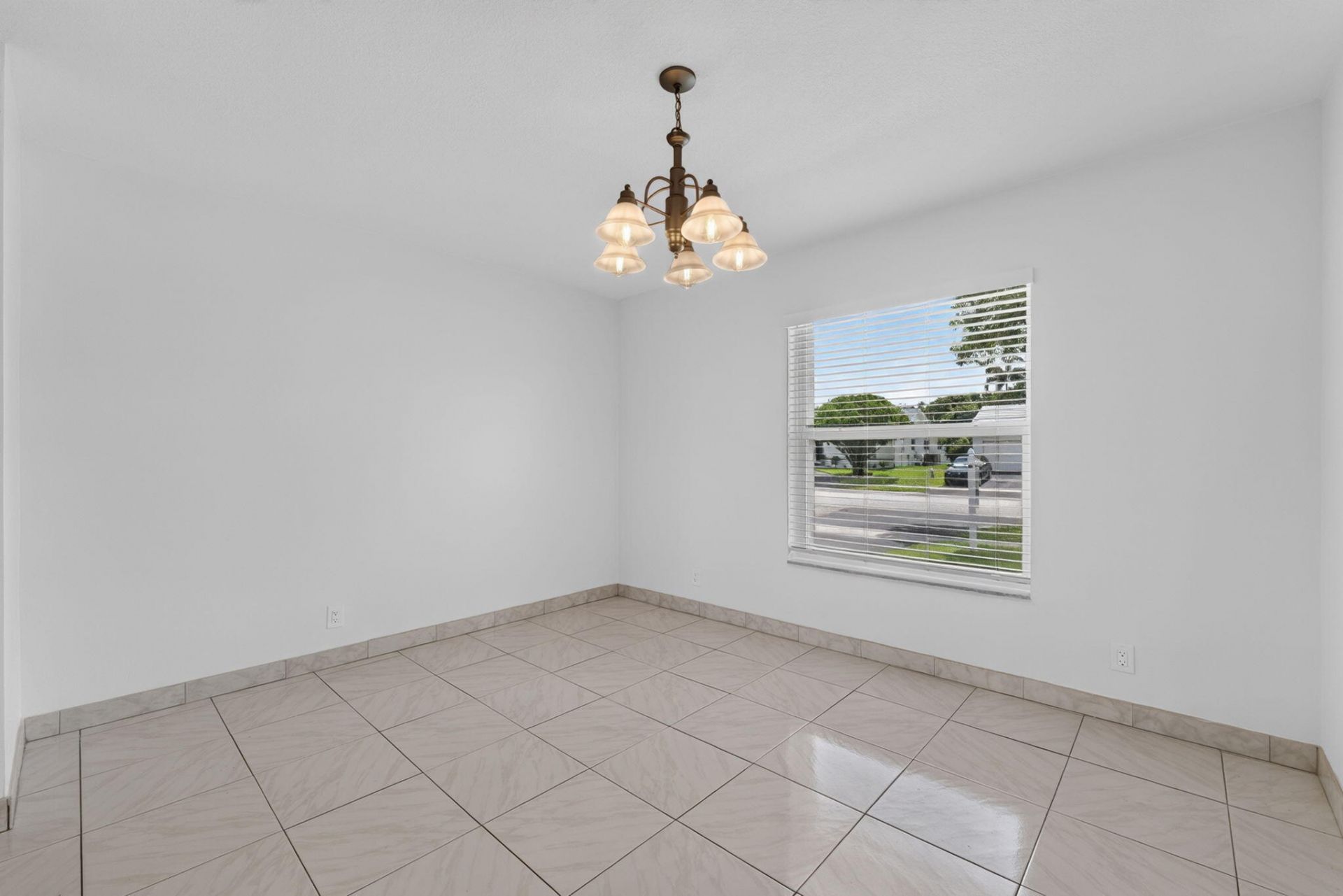905 NW 133rd Avenue, Sunrise, FL 33325 Photo