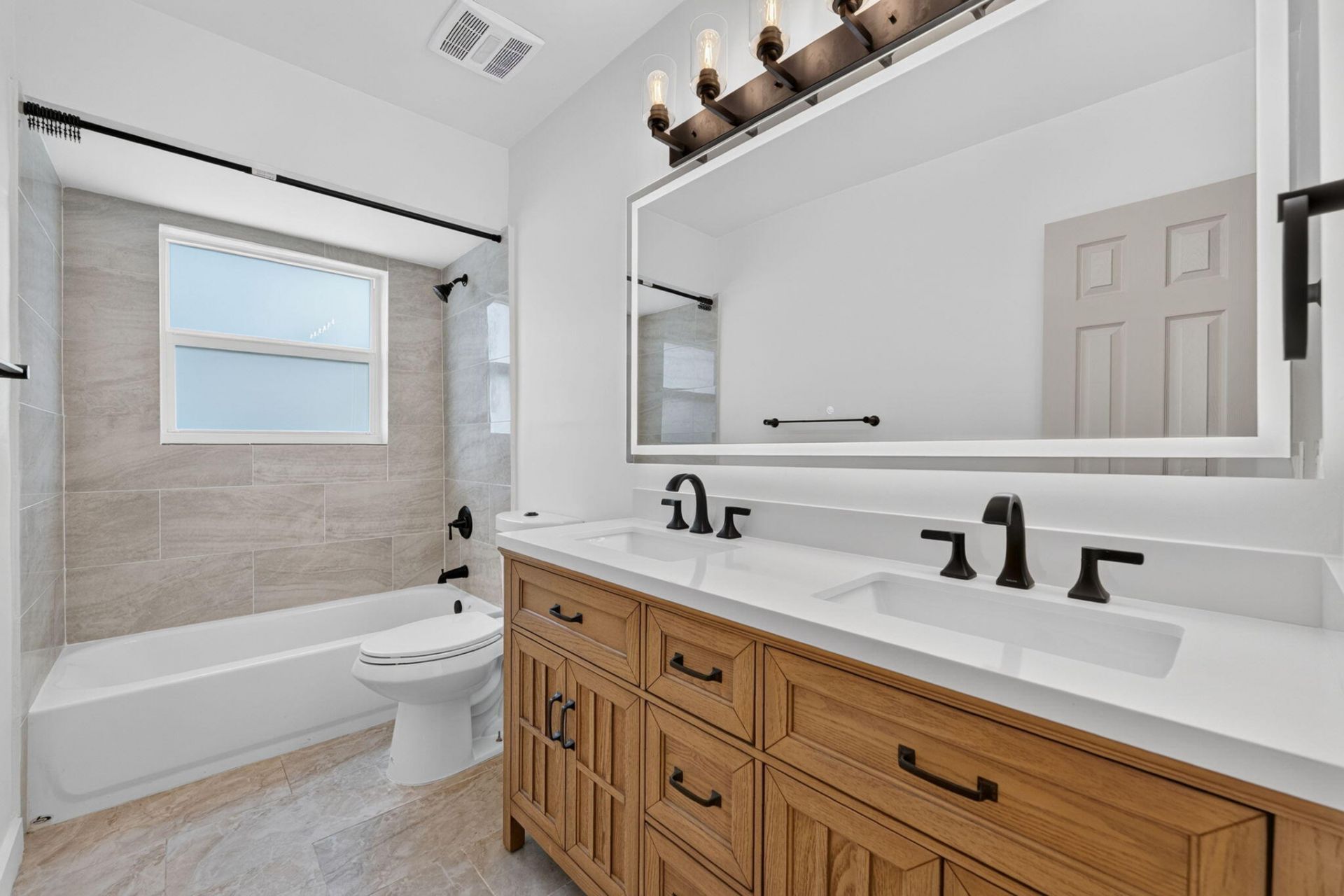 905 NW 133rd Avenue, Sunrise, FL 33325 Photo