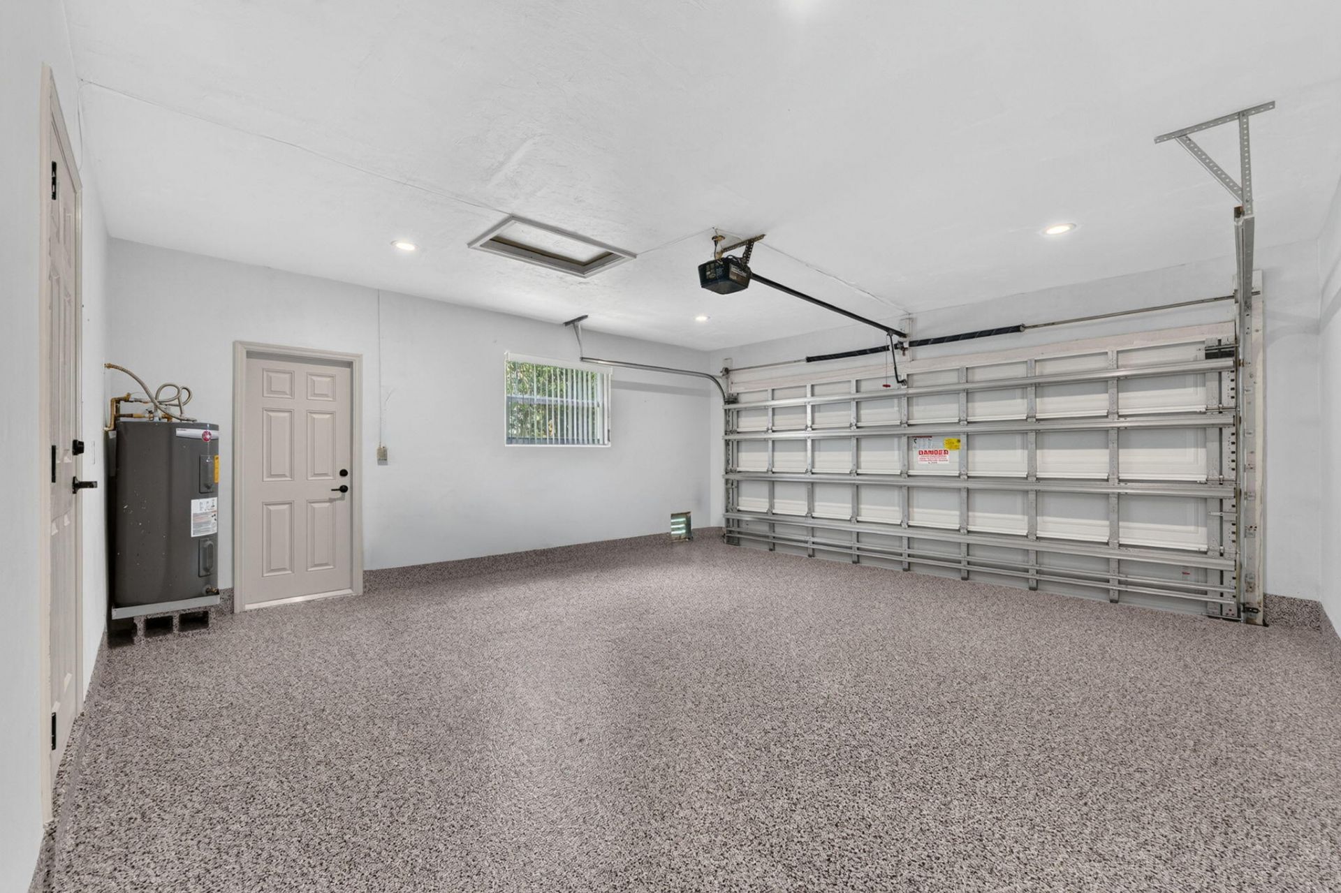 905 NW 133rd Avenue, Sunrise, FL 33325 Photo