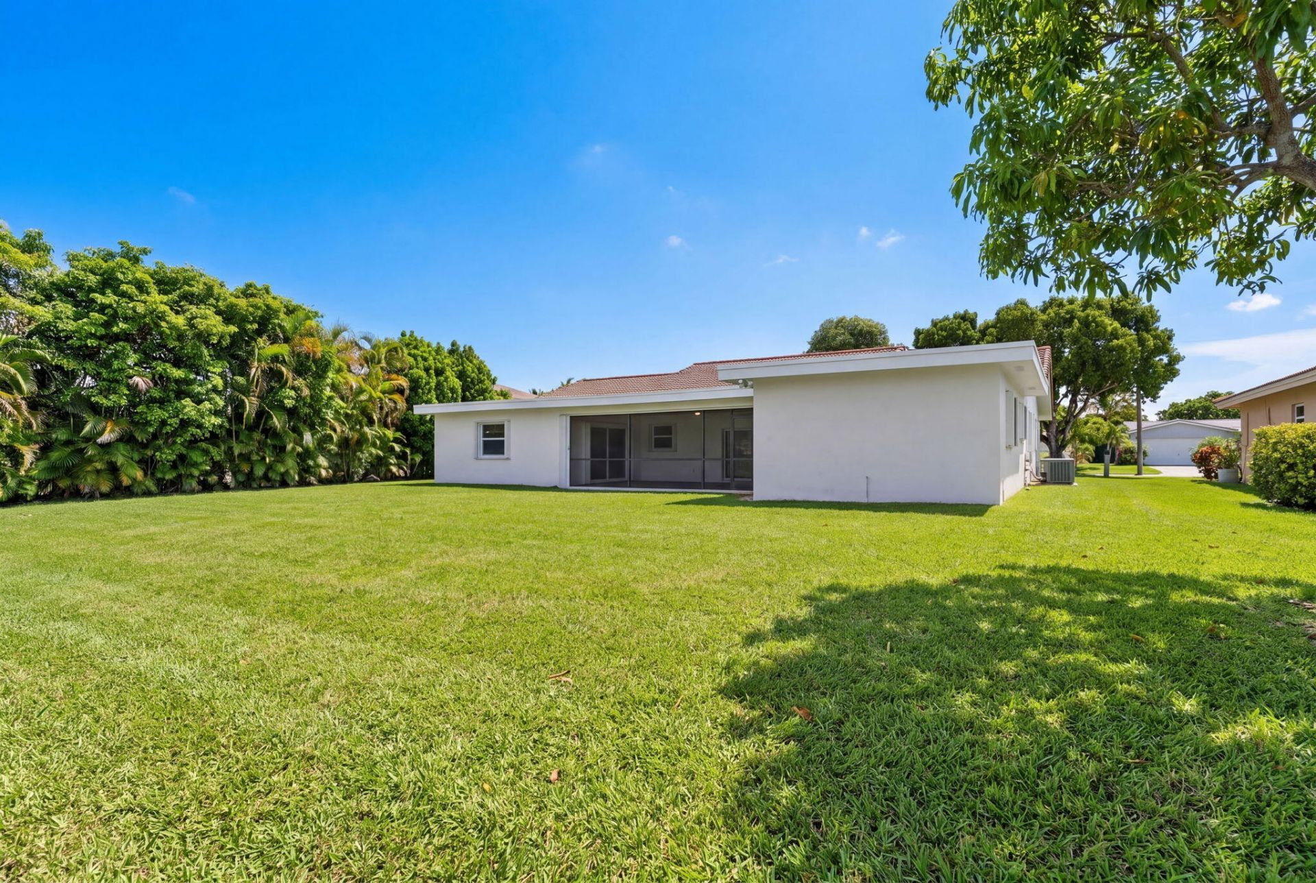 905 NW 133rd Avenue, Sunrise, FL 33325 Photo