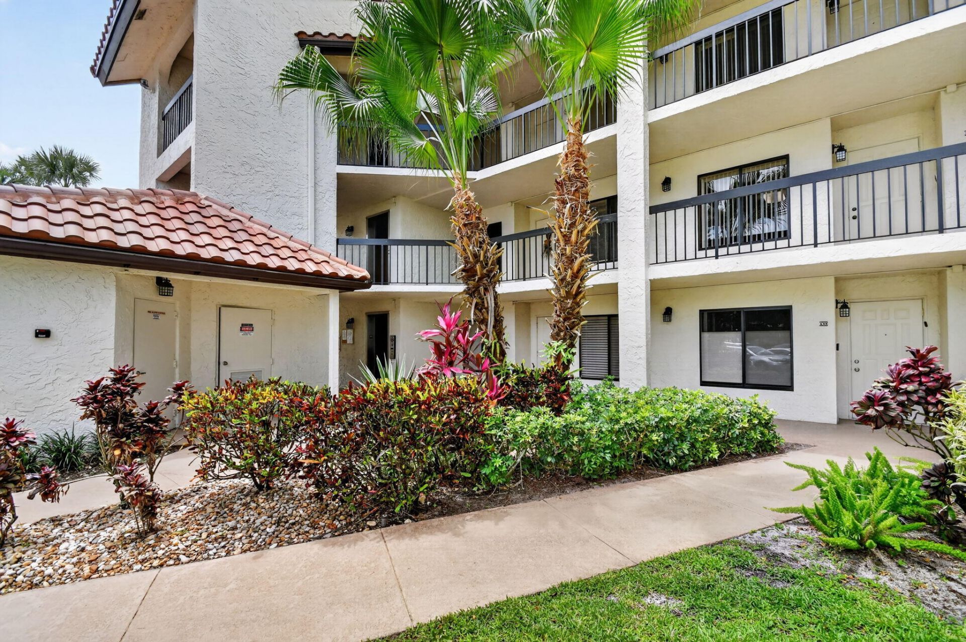 10173 Mangrove Drive, Unit 204, Boynton Beach, FL 33437 Photo