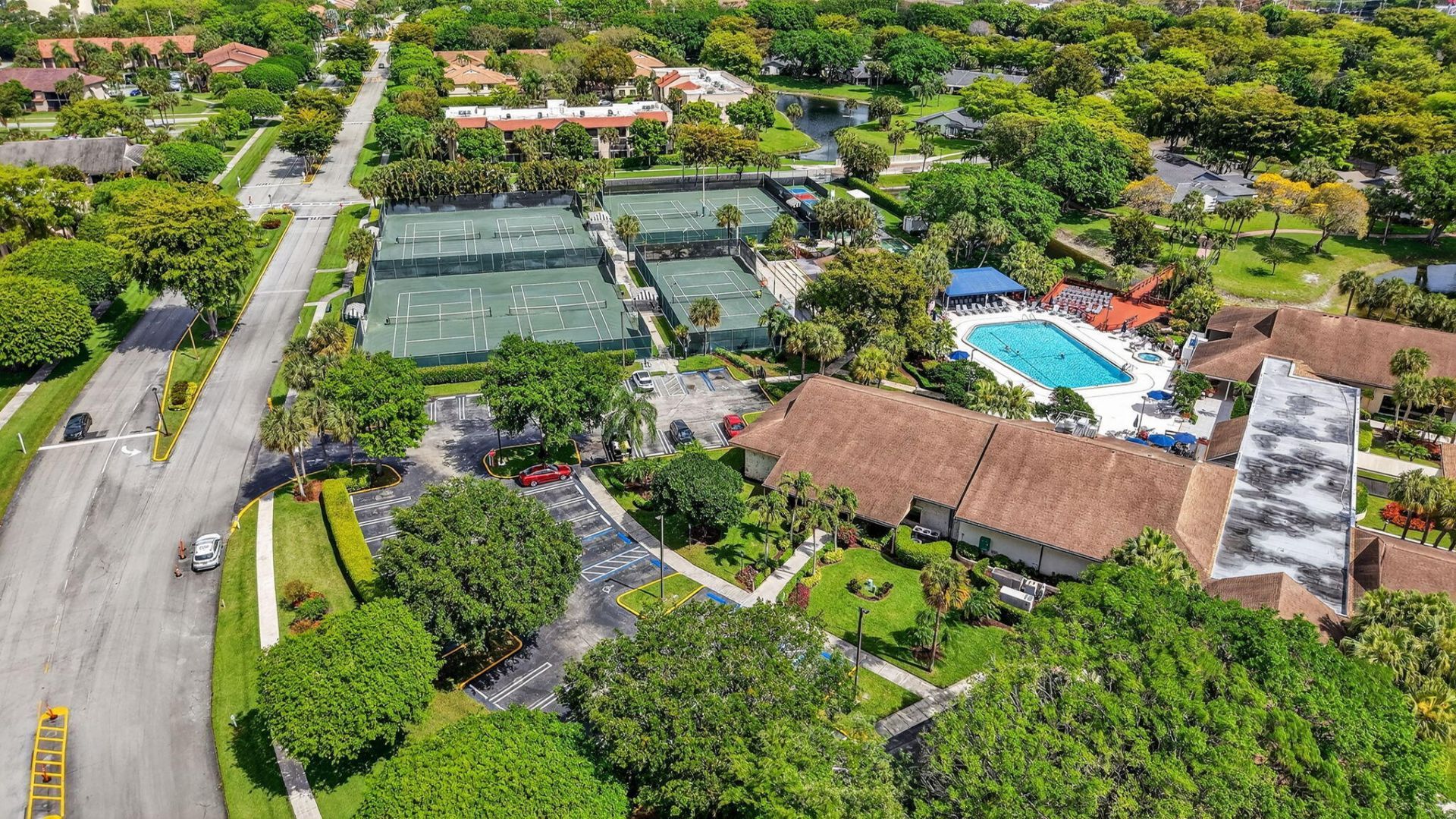 10173 Mangrove Drive, Unit 204, Boynton Beach, FL 33437 Photo