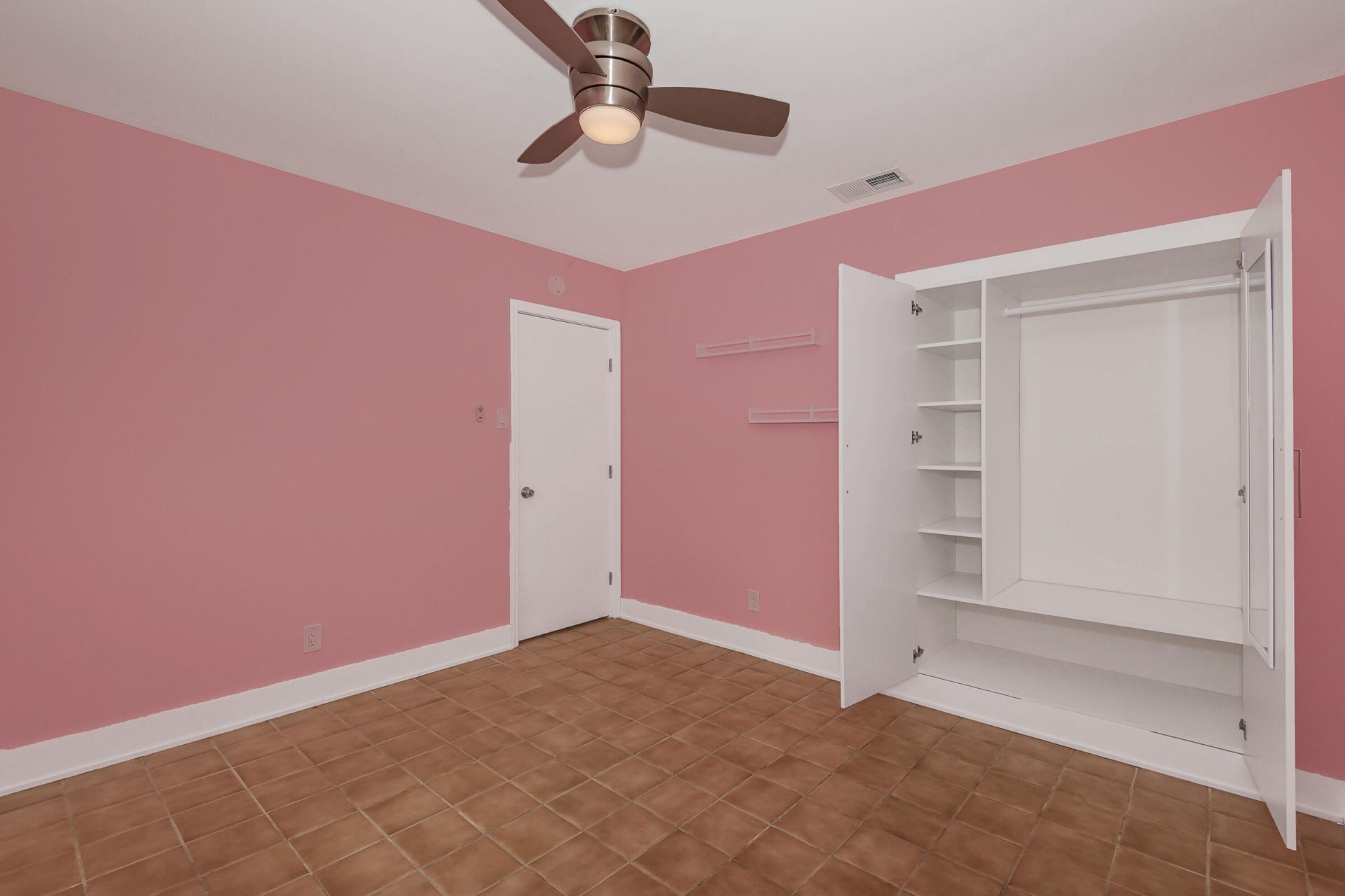 2275 SE 6th Street, Unit 2, Pompano Beach, FL 33062 Photo
