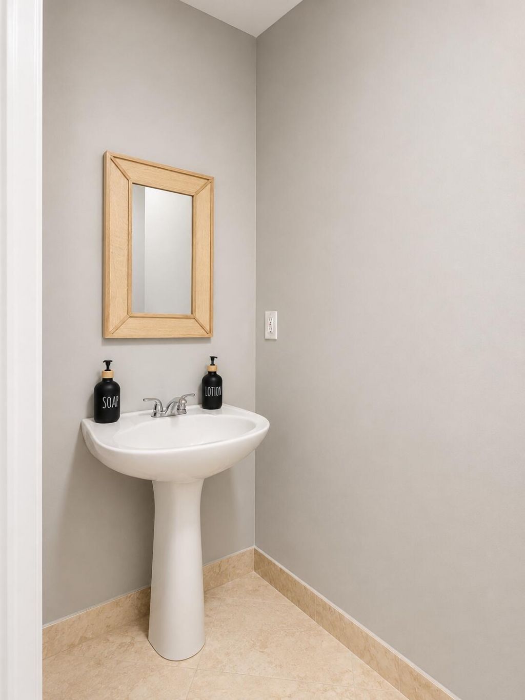 2224 NE 2nd Street, Pompano Beach, FL 33062 Photo