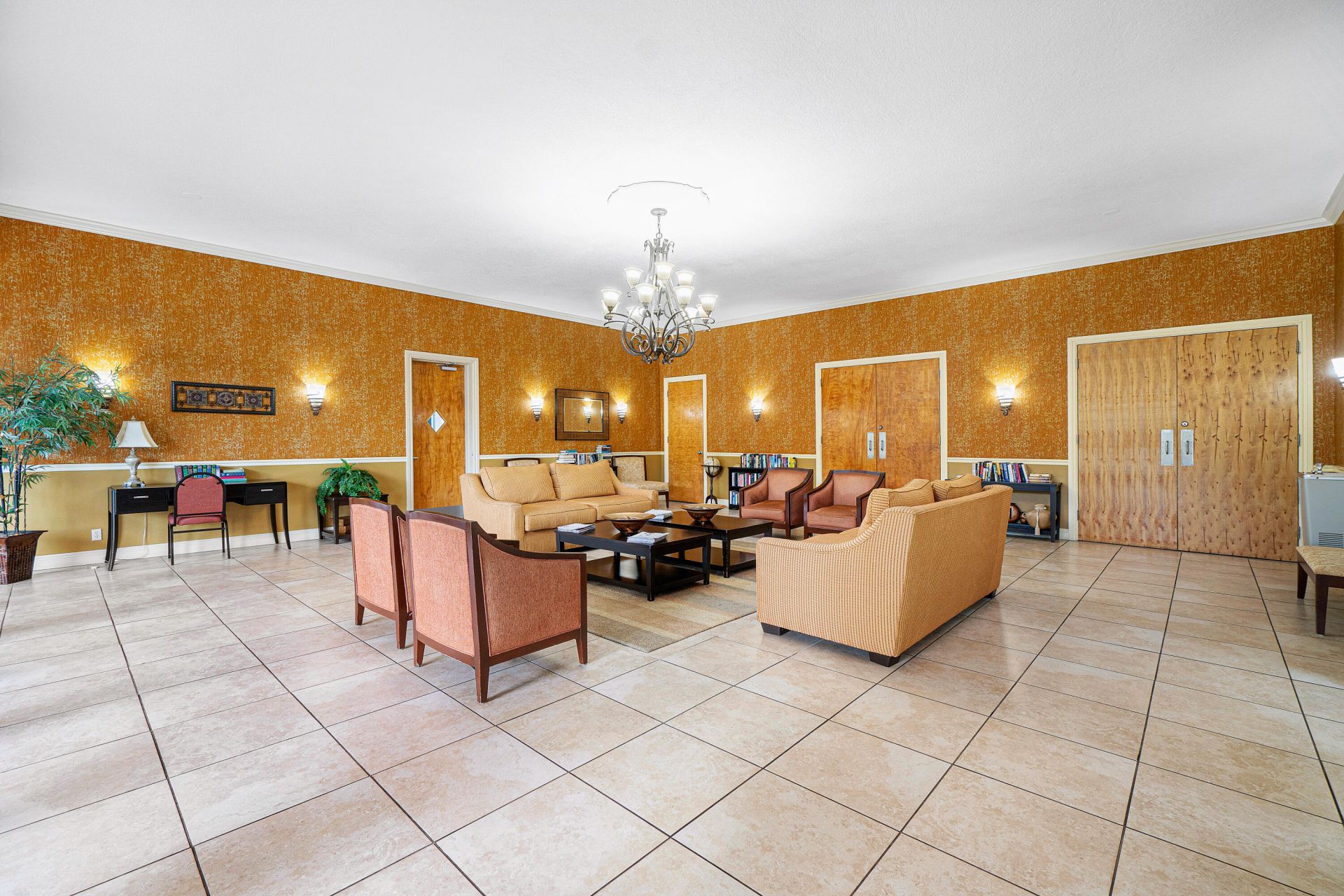 721 Lori Drive, Unit 208, Palm Springs, FL 33461 Photo