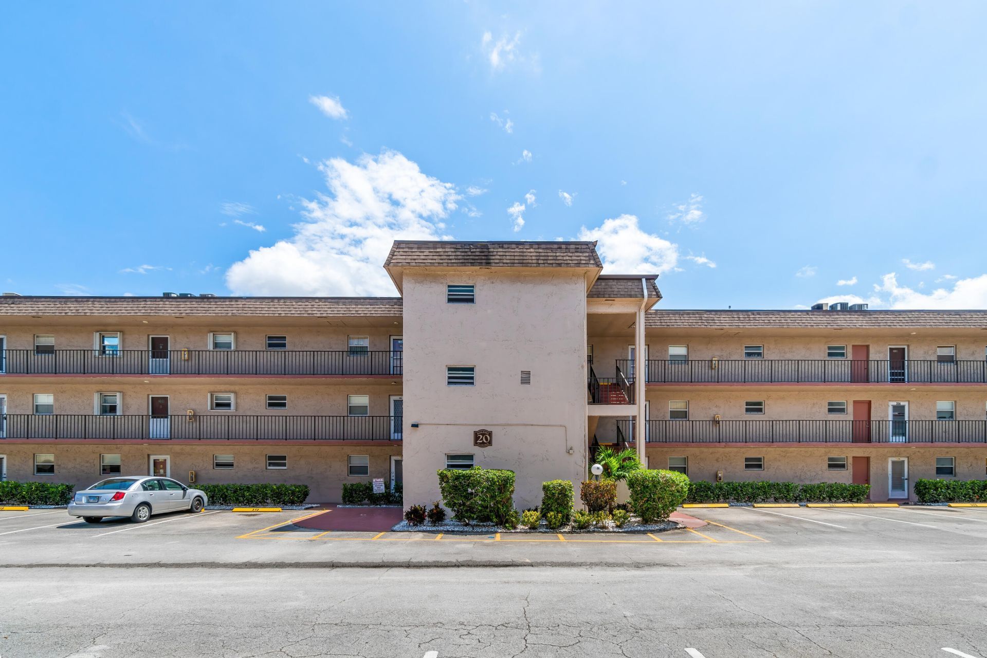 721 Lori Drive, Unit 208, Palm Springs, FL 33461 Photo