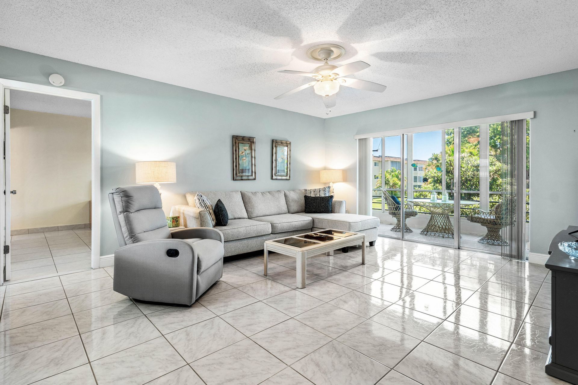 721 Lori Drive, Unit 208, Palm Springs, FL 33461 Photo