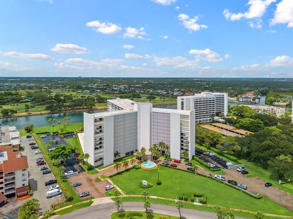 336 Golfview Road, Unit 614, North Palm Beach, FL 33408
