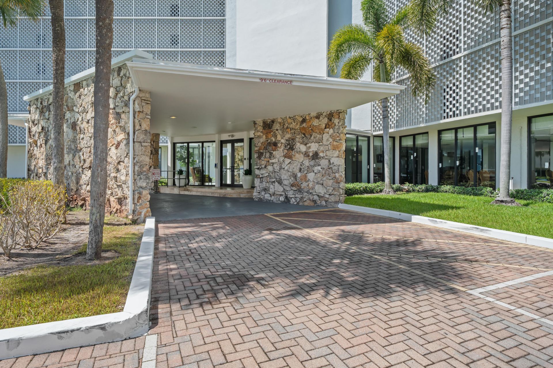 336 Golfview Road, Unit 614, North Palm Beach, FL 33408 Photo